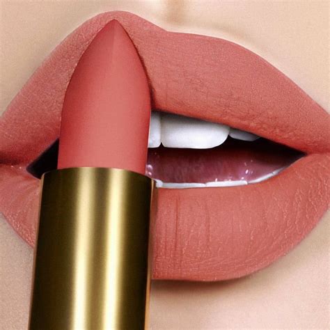 peach lipstick for summer.